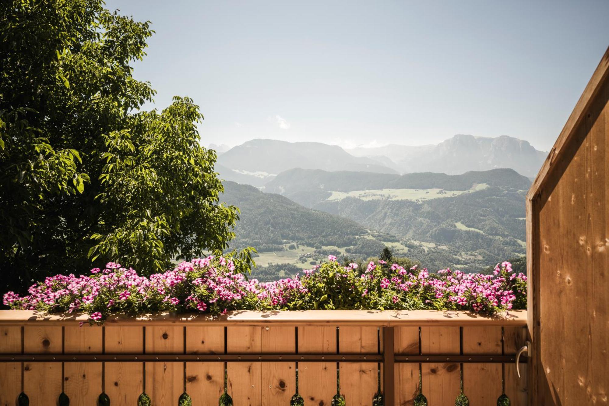 Boutique Pension Erlacher - Adults Only Villandro Bagian luar foto