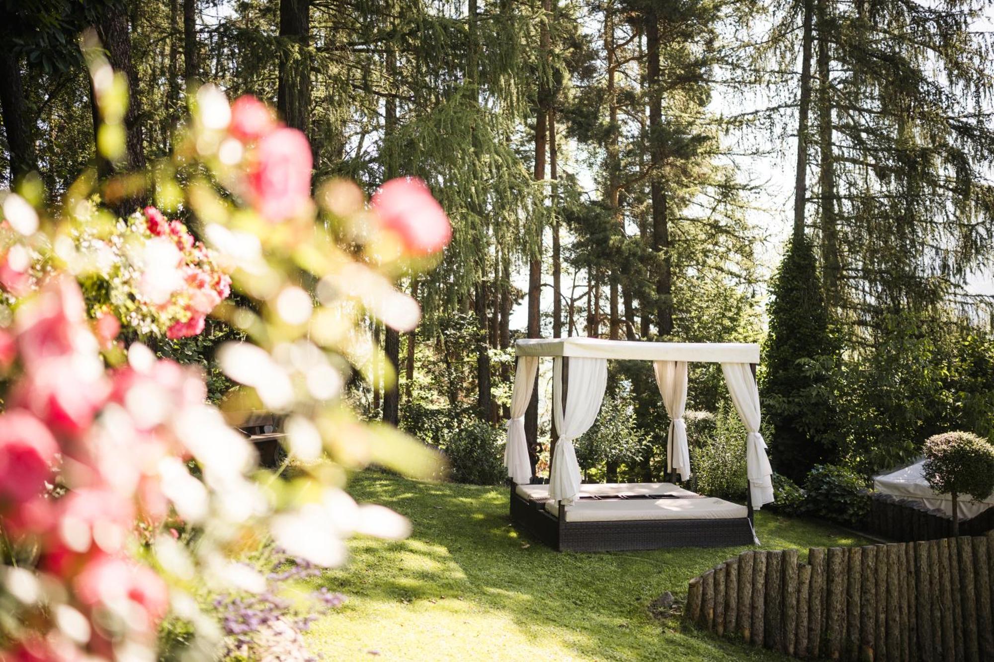 Boutique Pension Erlacher - Adults Only Villandro Bagian luar foto